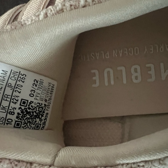 Adidas Ultraboost - Halo Ivory - Picture 3 of 6